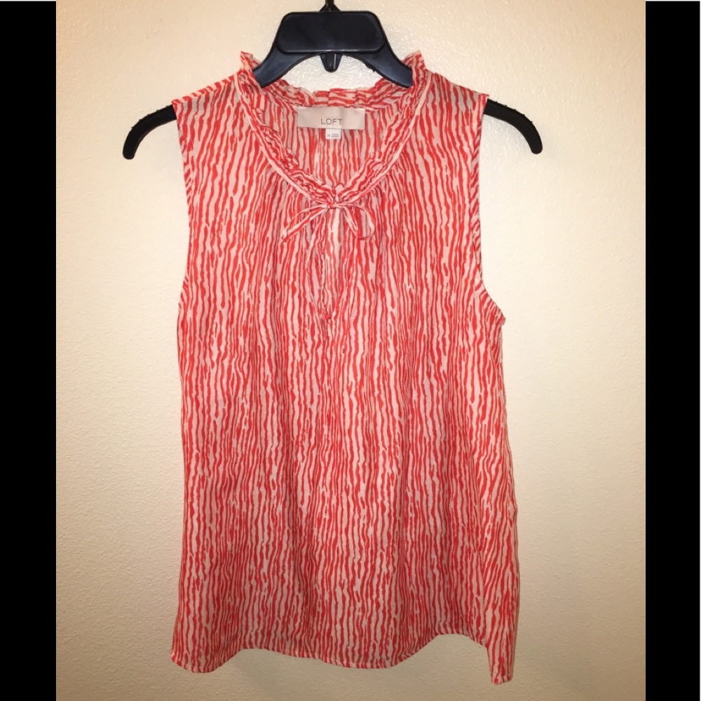 LOFT SLEEVELESS TOP❤️